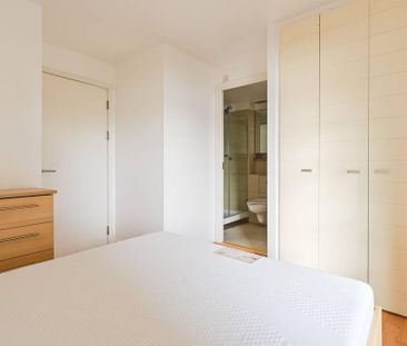 2 bedroom flat to rent - Photo 6