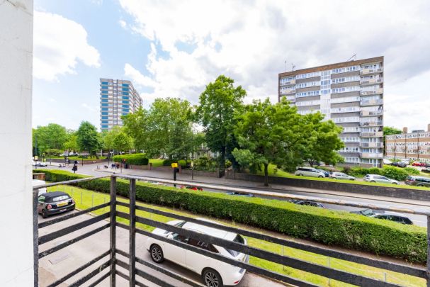 3 Bedroom Flat - Photo 1