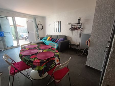 Location Appartement 1 pièce 31m² - Photo 3