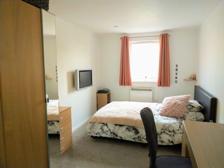 Saltra, SALFORD - Photo 3