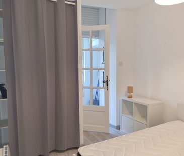 Appartement de Type 2 Meublé 50m² Climatisé avec Véranda FLASSANS S... - Photo 3