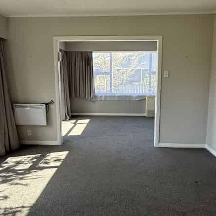 Two Bedroom Home with Oliver Park on the Doorstep - Photo 1