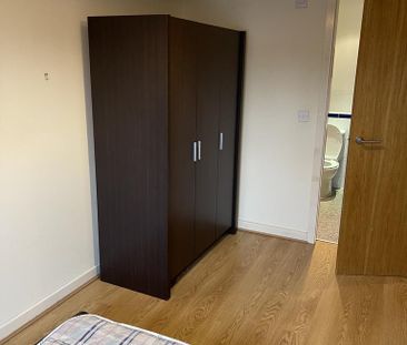 2 bedroom apartment to rent - Photo 6