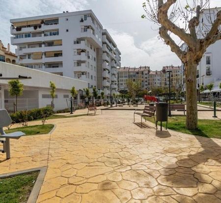 Alquiler de piso en Calle Feria de Jerez, 1 - Photo 5