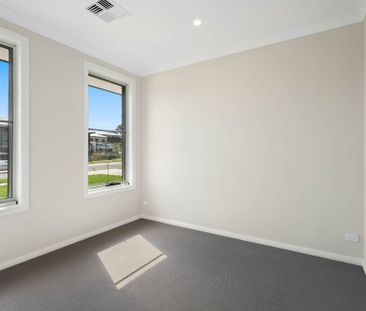 BRAND NEW DUPLEX IN POPULAR ESTATE - Photo 6