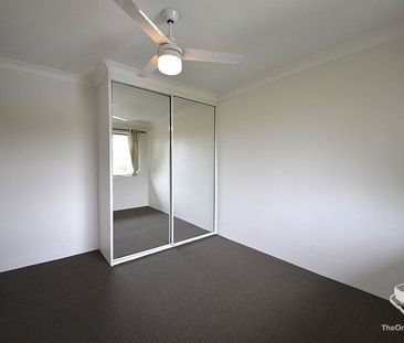 Two bed room home walking to everything - Photo 3