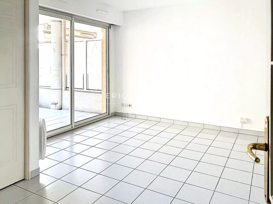 Location Appartement 2 pièces 38m² CANNES 06400 - Photo 1