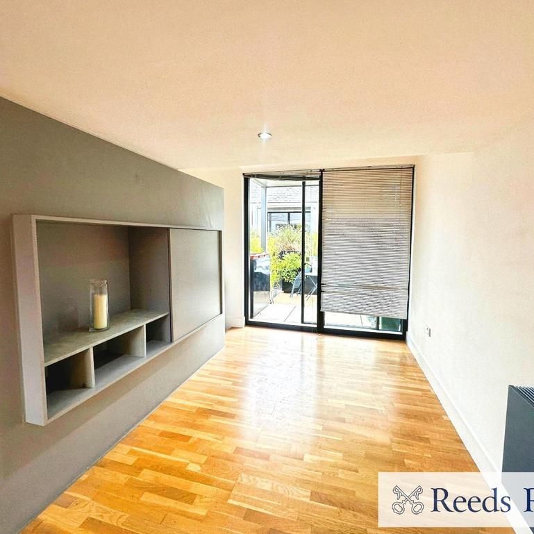 2 bedroom terraced house to rent - Photo 1