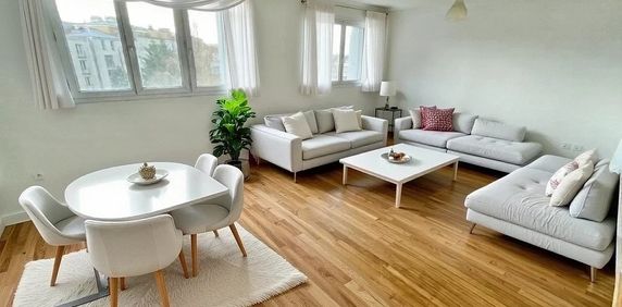 A LOUER - T3 TRAVERSANT et LUMINEUX QUARTIER SAINT DONATIEN - Photo 2