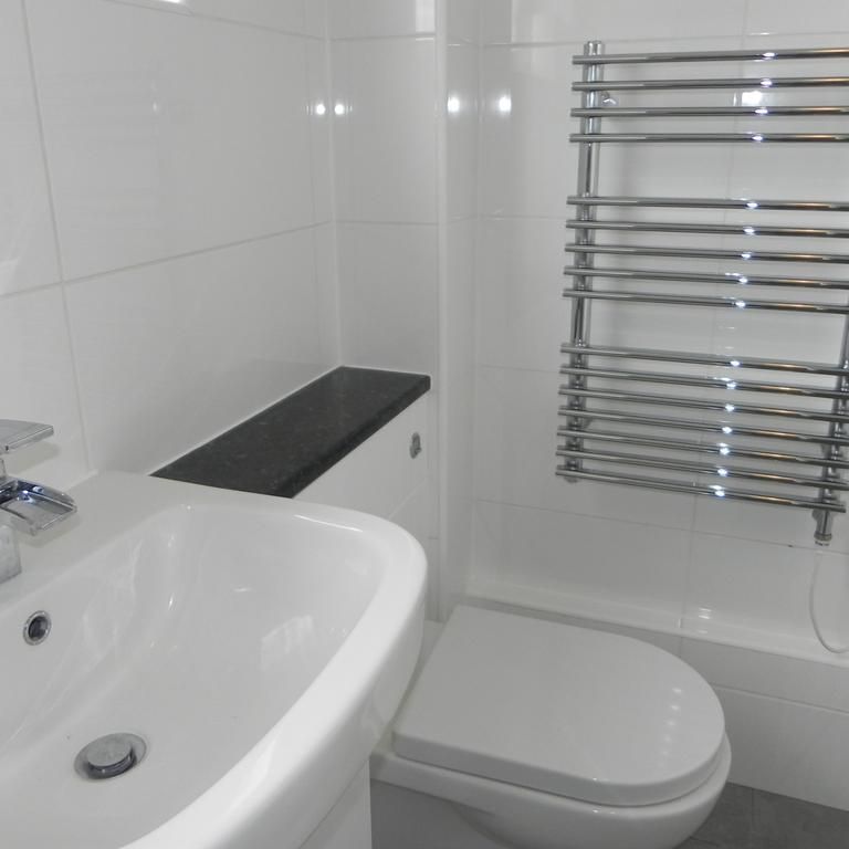 2 bedroom semi-detached house to rent - Photo 1