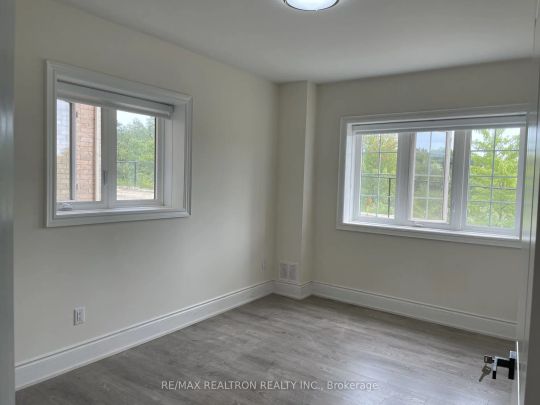 Detached Home For Lease | N9258841 - Photo 1
