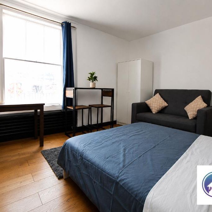 3 Bedroom Flat To Rent - Photo 1