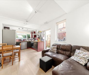 2 bedroom apartment to rent - Photo 6