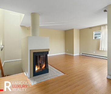 Townhouse in Vancouver West Side, BC - Photo 5