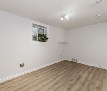 195 Edinburgh Rd S, Guelph - Photo 2