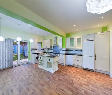 Sandtoft Road, Charlton, SE7, London - Photo 5