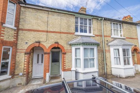3 bedroom terraced house to rent - Photo 3