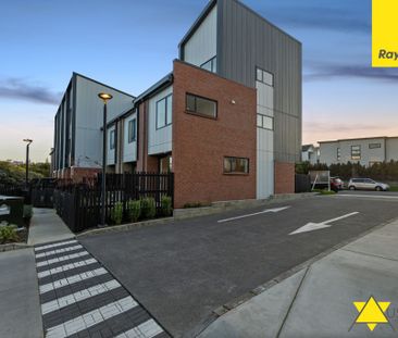 Prime Corner Unit with Extra Light - Enquire Now for a Viewing! - Photo 1