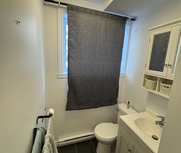 3 1/2 Poêle/frig, Elec, Chauf Inclus, 1e - Photo 3