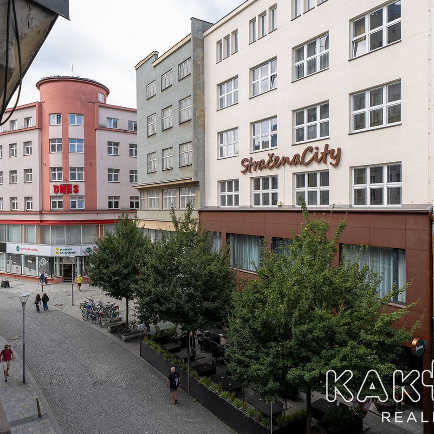Pronájem bytu 1+kk 33 m² - Photo 1