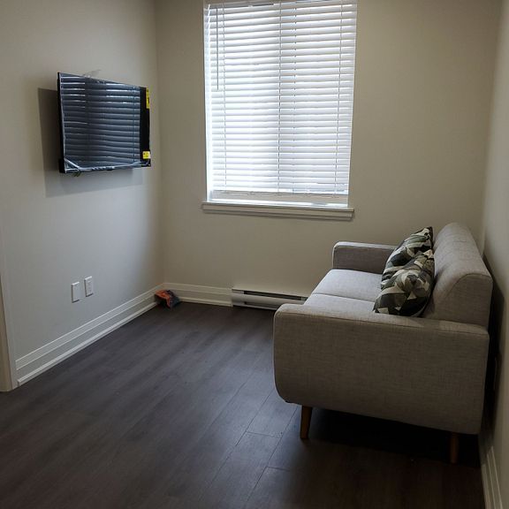 For Lease - 307 King Street Unit# 203, Hamilton, Ontario - Photo 1