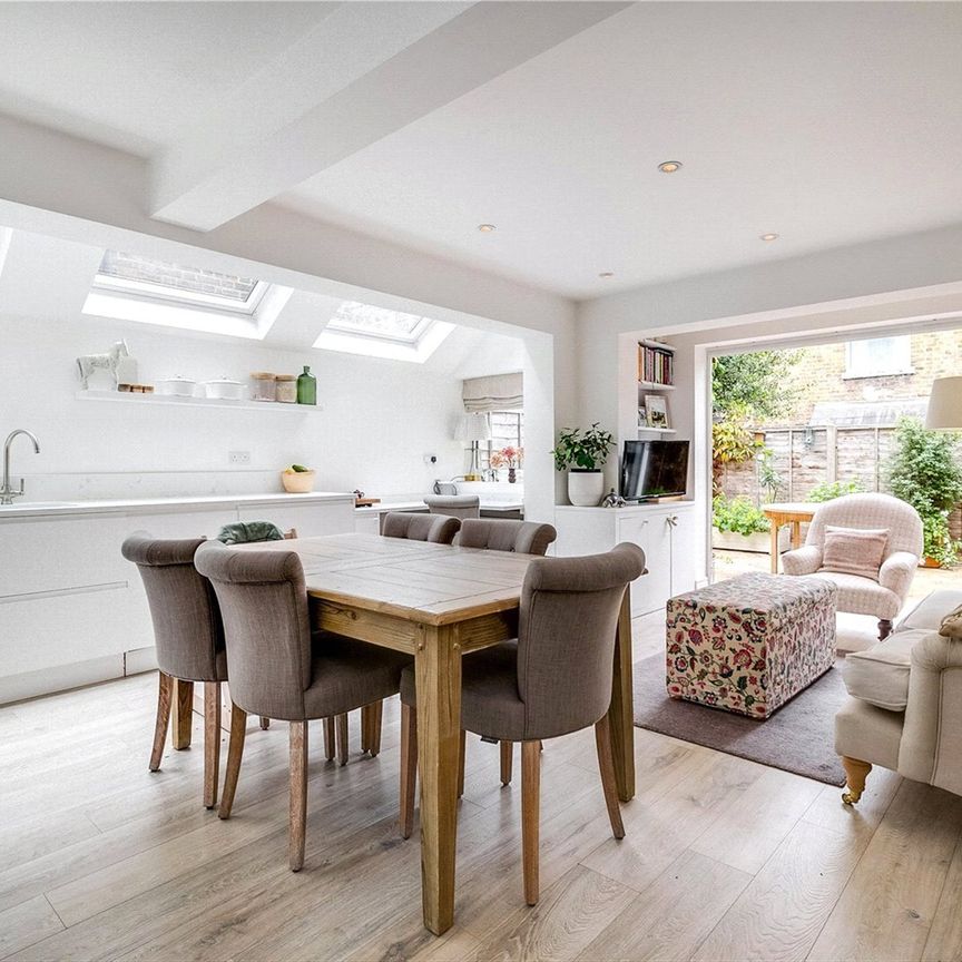 Priory Park Road, Brondesbury Park, NW6, London - Photo 1