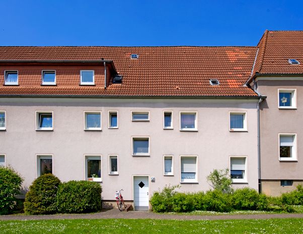 Wir renovieren für Sie! Tapete+Laminat - Photo 1