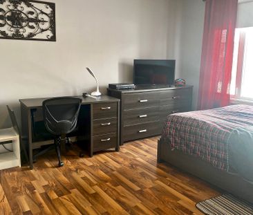 746 de Longpré - Photo 5