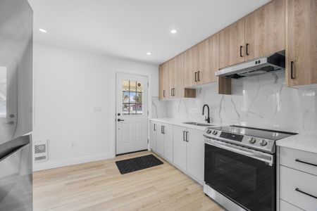 For Lease - 338 Old Mosley Street Unit# Unit 1, Wasaga Beach, Ontario - Photo 5