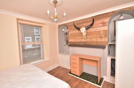 4 bedroom house to rent - Photo 4