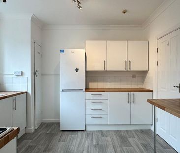 3 bedroom apartment to rent - Photo 1