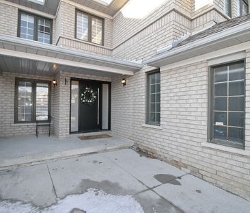 For Lease - 32 Deerglen Drive, Brampton, Ontario - Photo 4