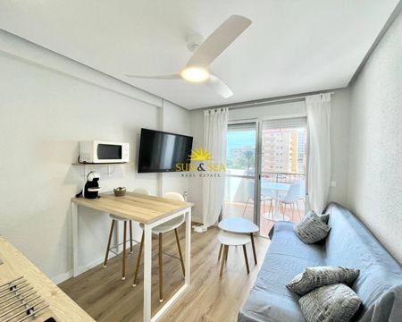 1 BEDROOM APARTMENT - TORREVIEJA - Foto 3