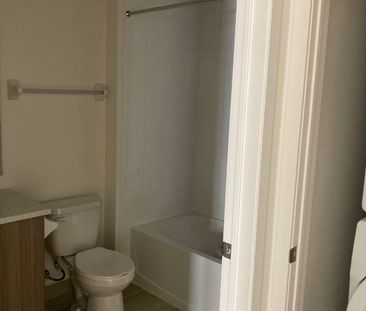 For Lease - 40 Orchid Place Drive Unit# 16, Toronto, Ontario - Photo 3