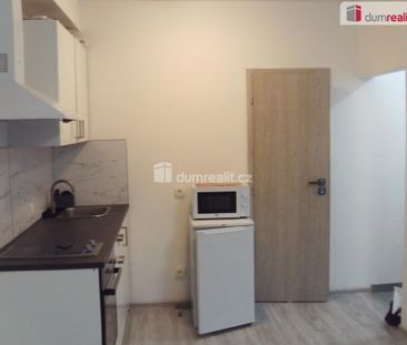 Pronájem bytu 1+kk 30 m2 - Фото 1