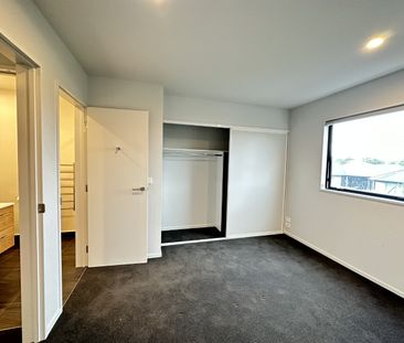 5/24 Percy Street, Phillipstown - Photo 2