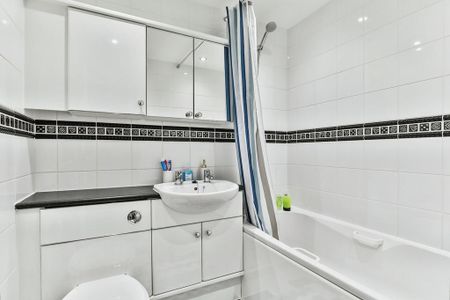 2 bedroom maisonette to rent - Photo 5