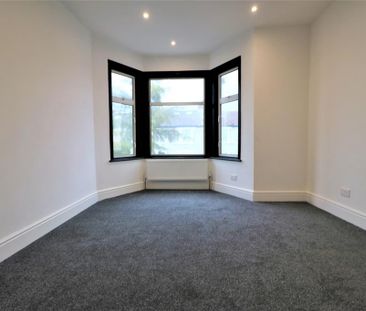4 bedroom terraced house to rent - Photo 2