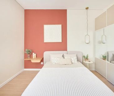 Largo Vitorino Damásio, Lisbon, Lisbon 1200-872 - Photo 1