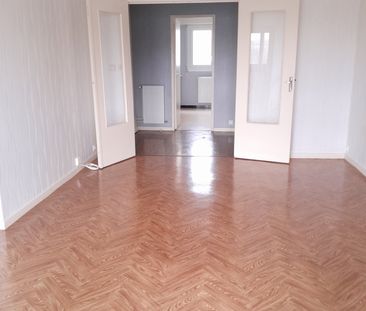 Location Appartement 4 pièces 75m² CHALON SUR SAONE 71100 - Photo 3