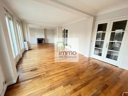 Location Appartement 5 pièces 195m² - Photo 4