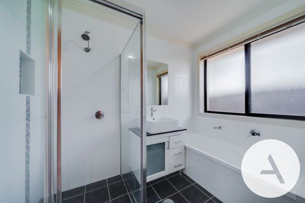 13 Allambee St, Jerrabomberra NSW 2619 - House For Rent | Domain - Photo 1