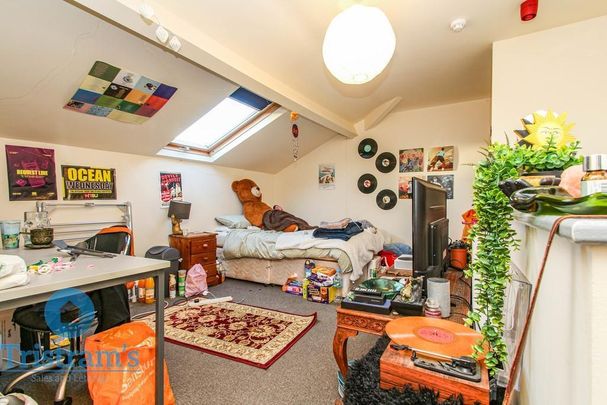 1 bedroom in a house share to rent - Photo 1