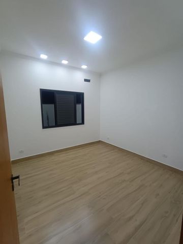 Excelente Casa Térrea No Bairro Jardim Santa Isabel Em Taubaté - Foto 2