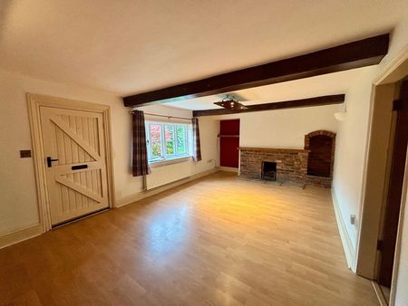 Winsford, Darnhall - Photo 3