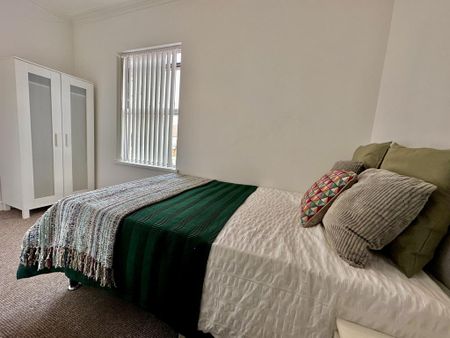 5 bedroom house share to rent - Photo 2