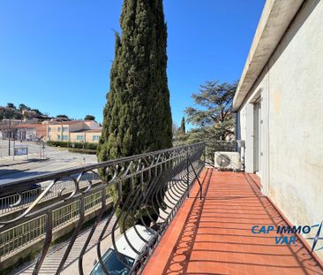 Location Appartement 2 pièces 41m² LE BEAUSSET 83330 - Photo 4