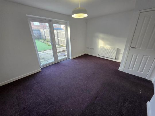 2 bedroom house to rent - Photo 1