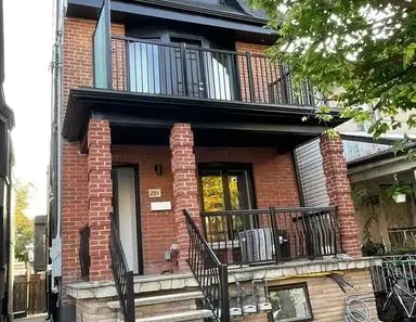 Upper - 231 Symington Avenue | 231 Symington Avenue, Toronto - Photo 1