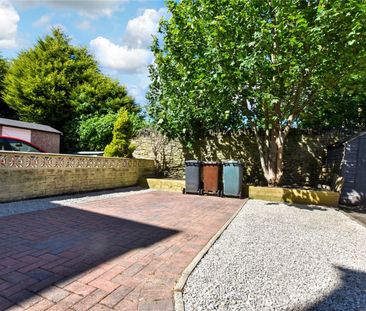 77, Wakefield Road, Gildersome, Morley, Leeds, LS27 7HH - Photo 1